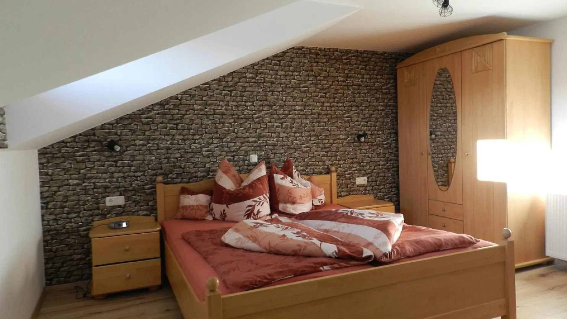 Gästehaus Schmalzreich Lam Apartment